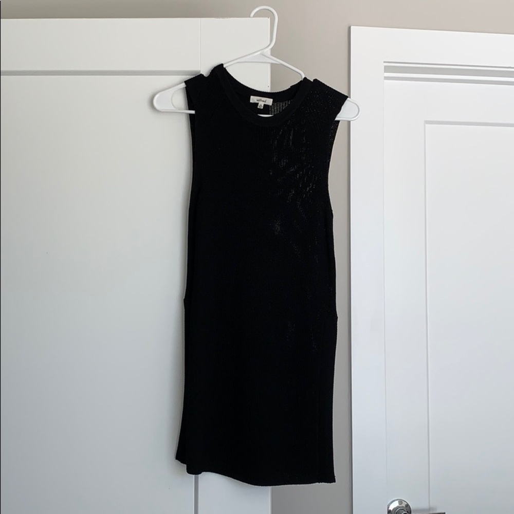 Wilfred xxs black knit top with slits
